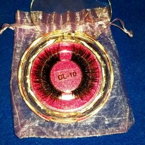 1 pair faux eyelashes